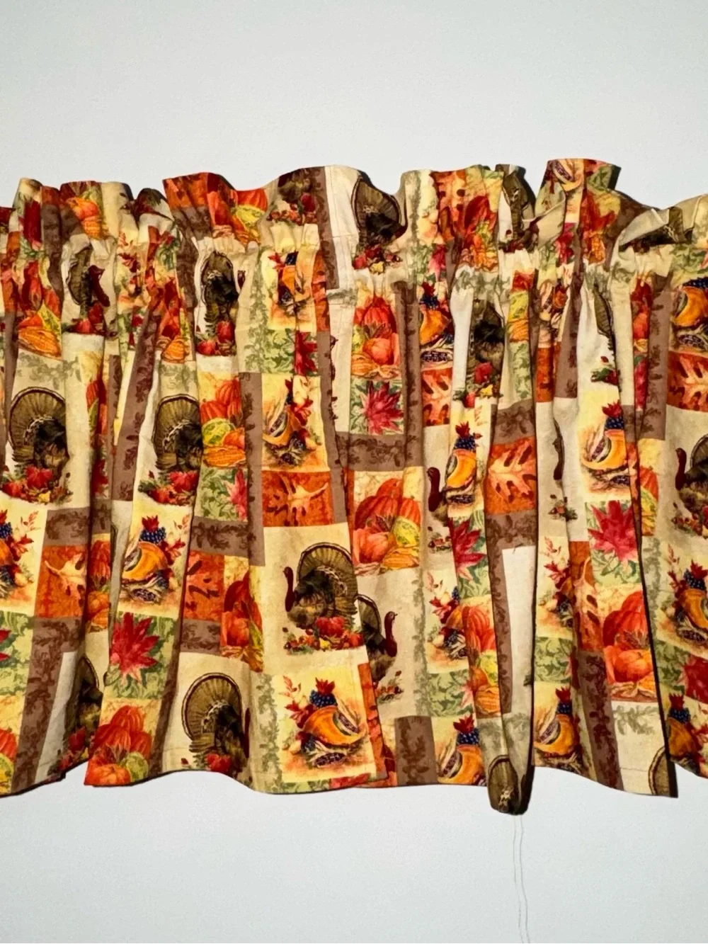 Set of 2 New!! Harvest Valances